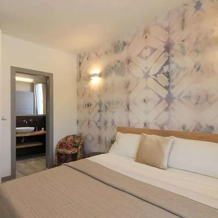 Riz With Private Pool Tatil Evi *