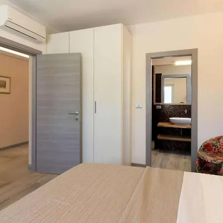 بيت للعطل Riz With Private Pool *