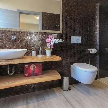 Riz With Private Pool * بولا